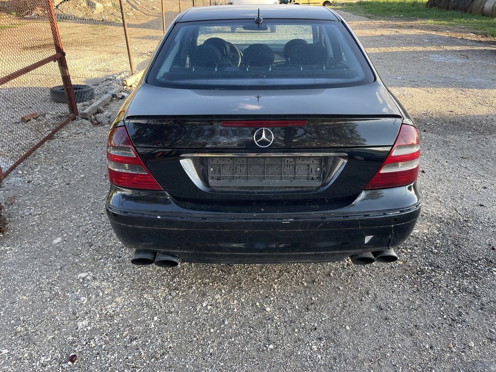 Mercedes E400 на части