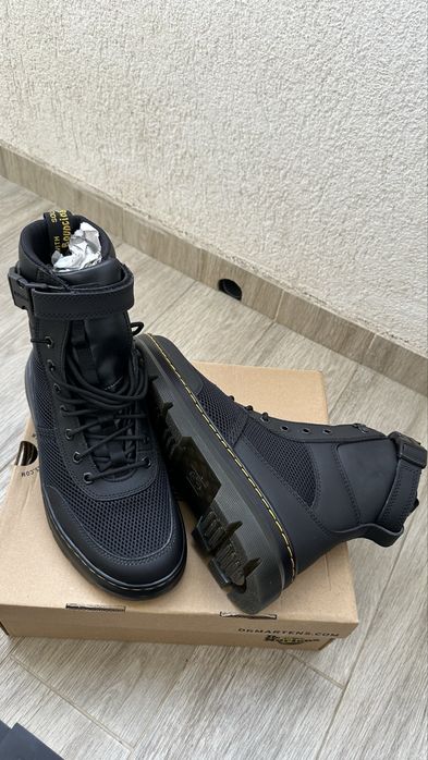 Ghete barbati de vanzare Dr Martens marime 43