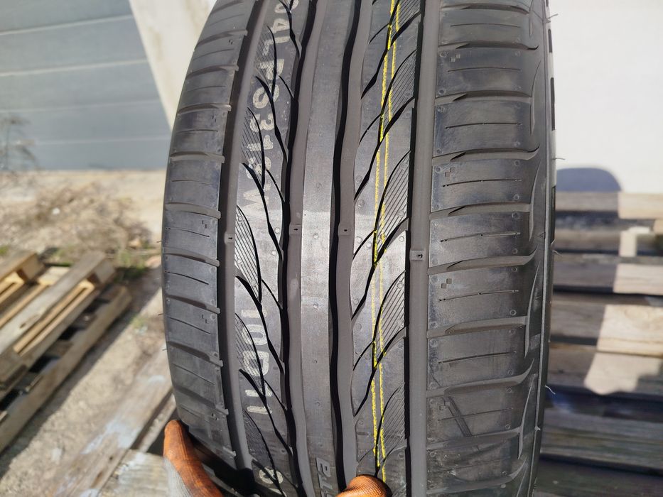 245/50/18 Кумхо ДОТ 2020 г - САМО 1 БРОЙ - Чисто Нова