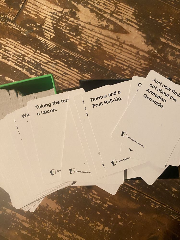 Joc de societate Cards Against Humanity