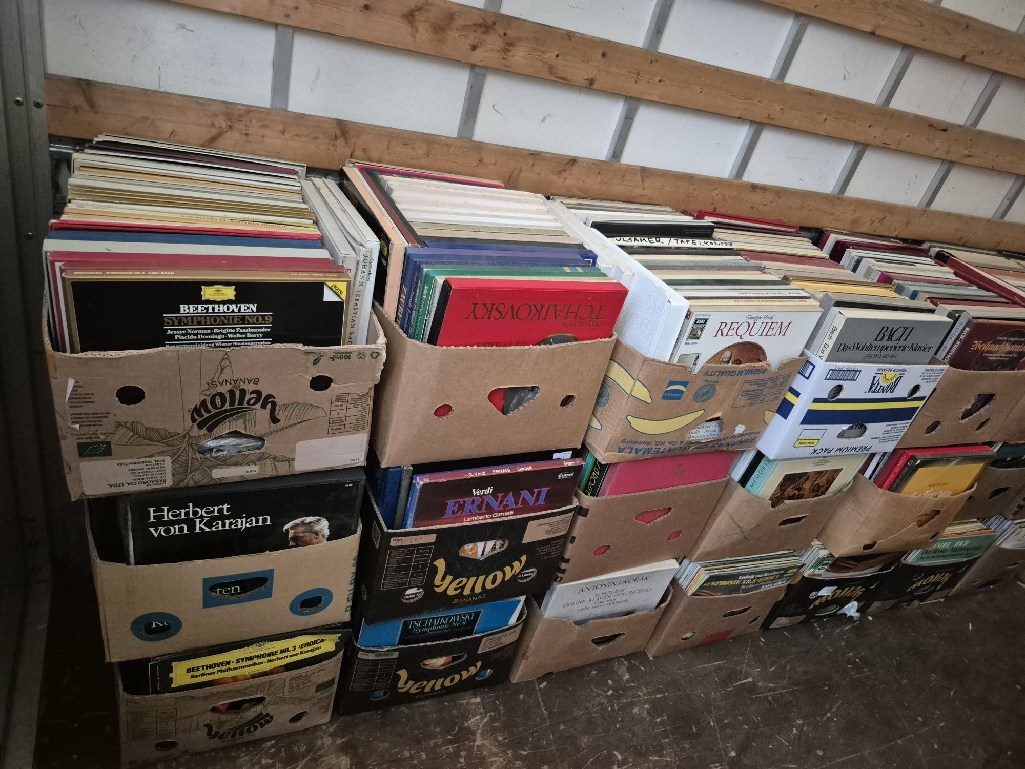 Vând lot 12500lp Discuri Vinil cu muzica clasica mixta pentru pick Up