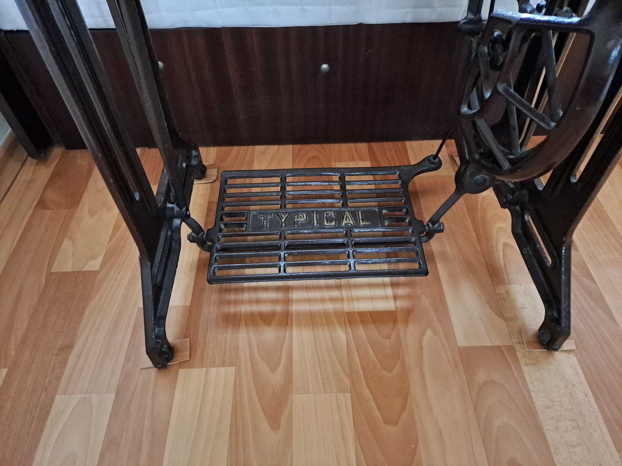 Шевна машина Typical - работеща