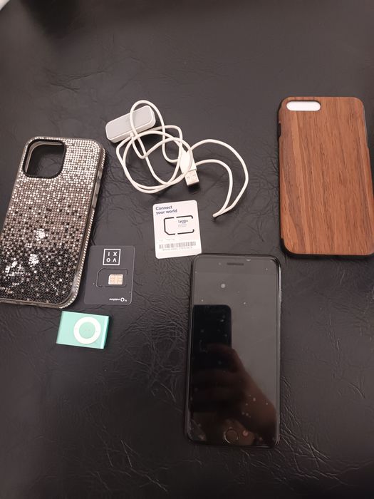 telefonul este bun doar că este avocat și prețul este ăsta