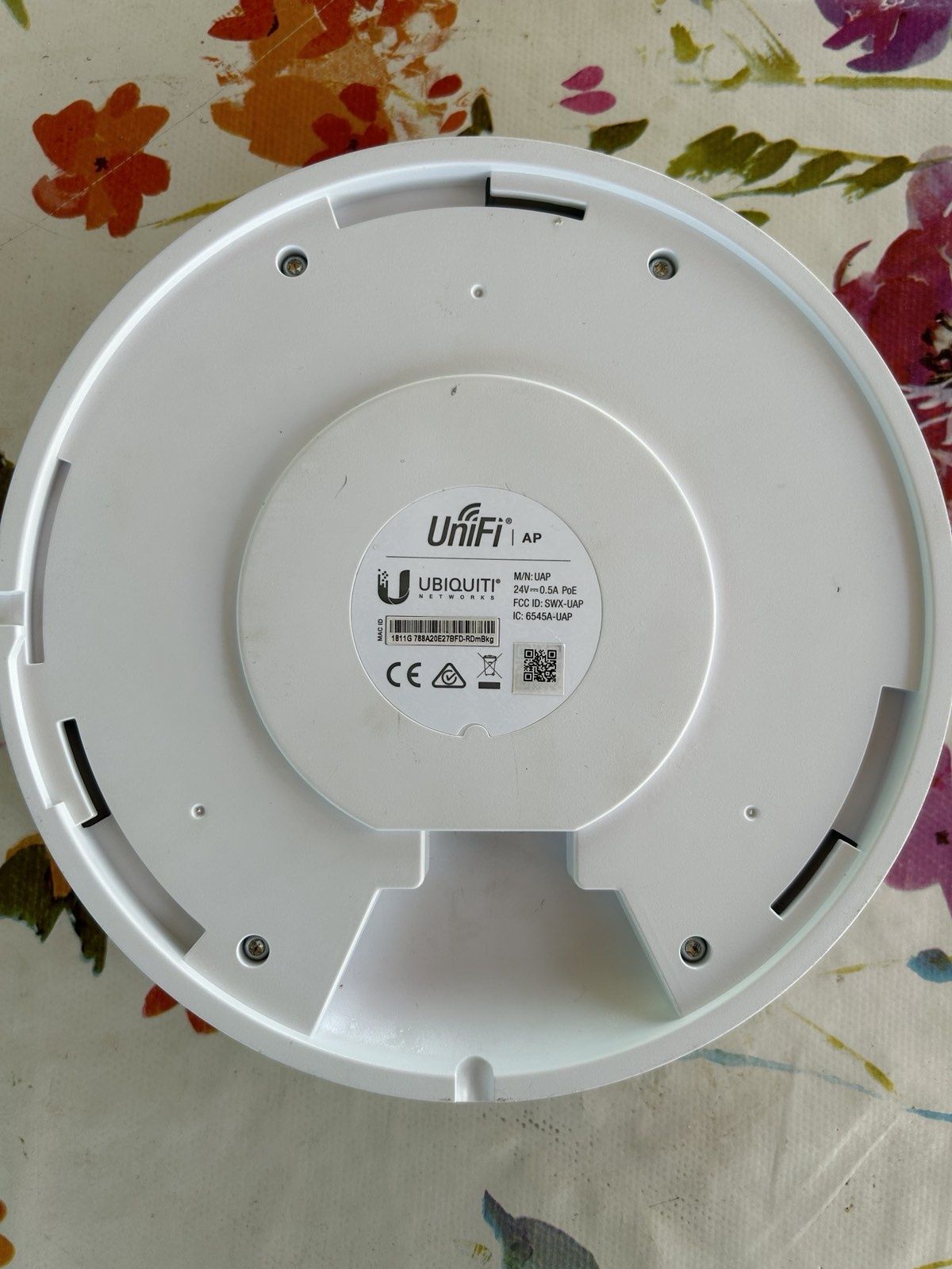 UBIQUITI networks