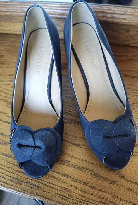 Дамски обувки номер 38