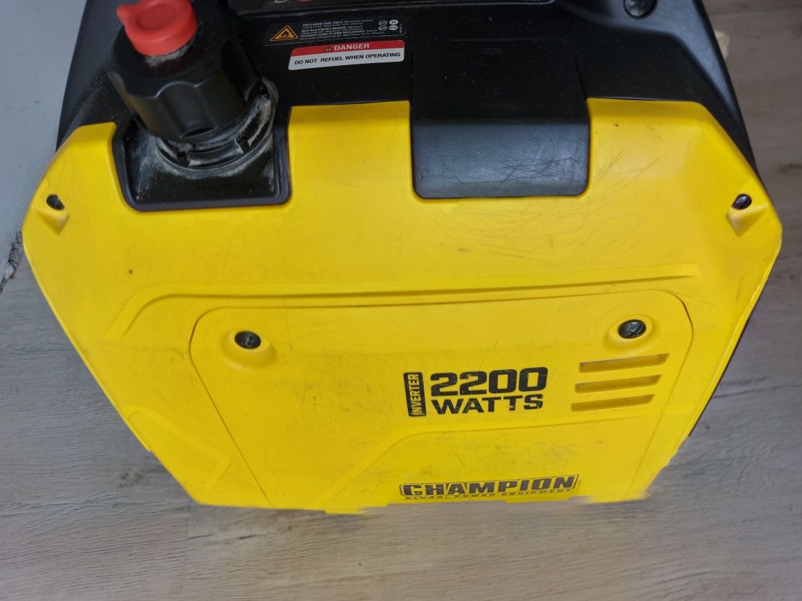 Generator inverter curent champion 2200 watts
