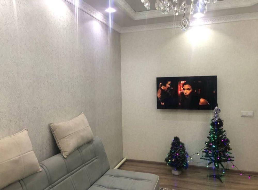 3/1/4 продается квартира Чиланзар 2 квартал Раздельные-комнаты кирпич