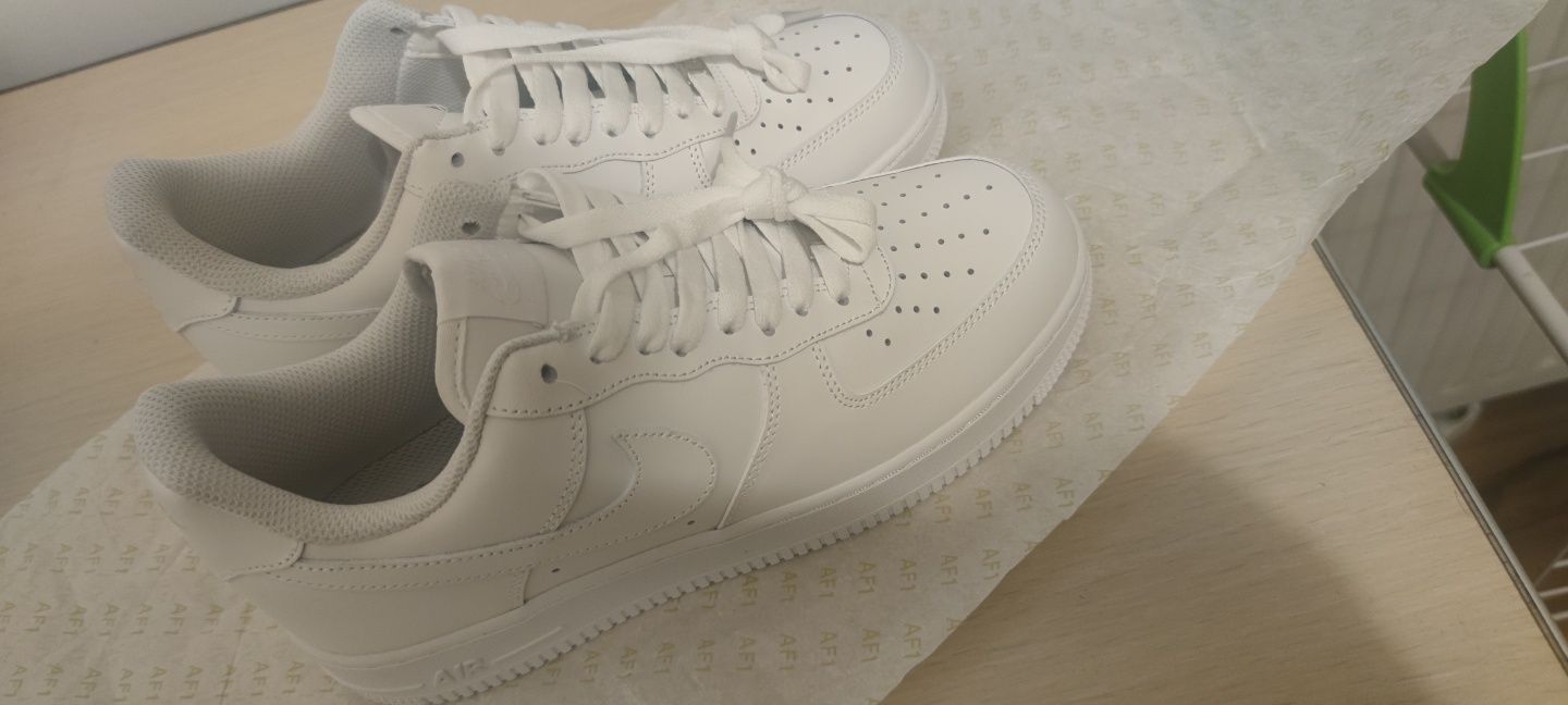 Air Force 1 Triple white