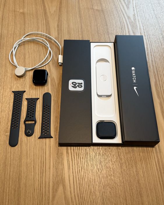 Apple Watch Nike Series 7 GPS 45mm