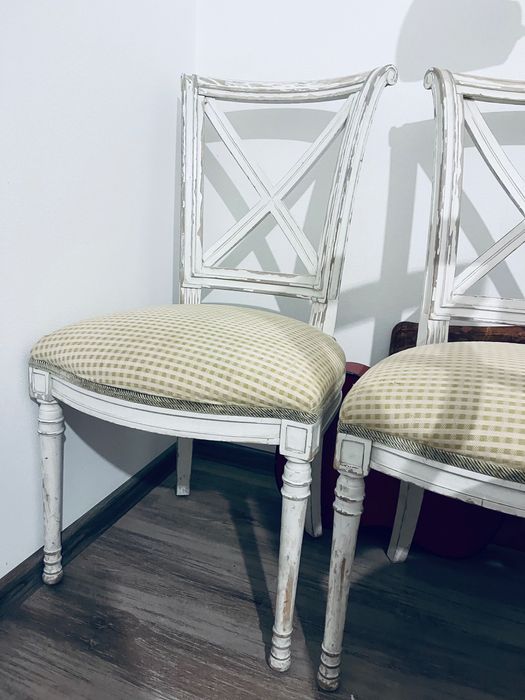 Vând 6 scaune perfecta stare