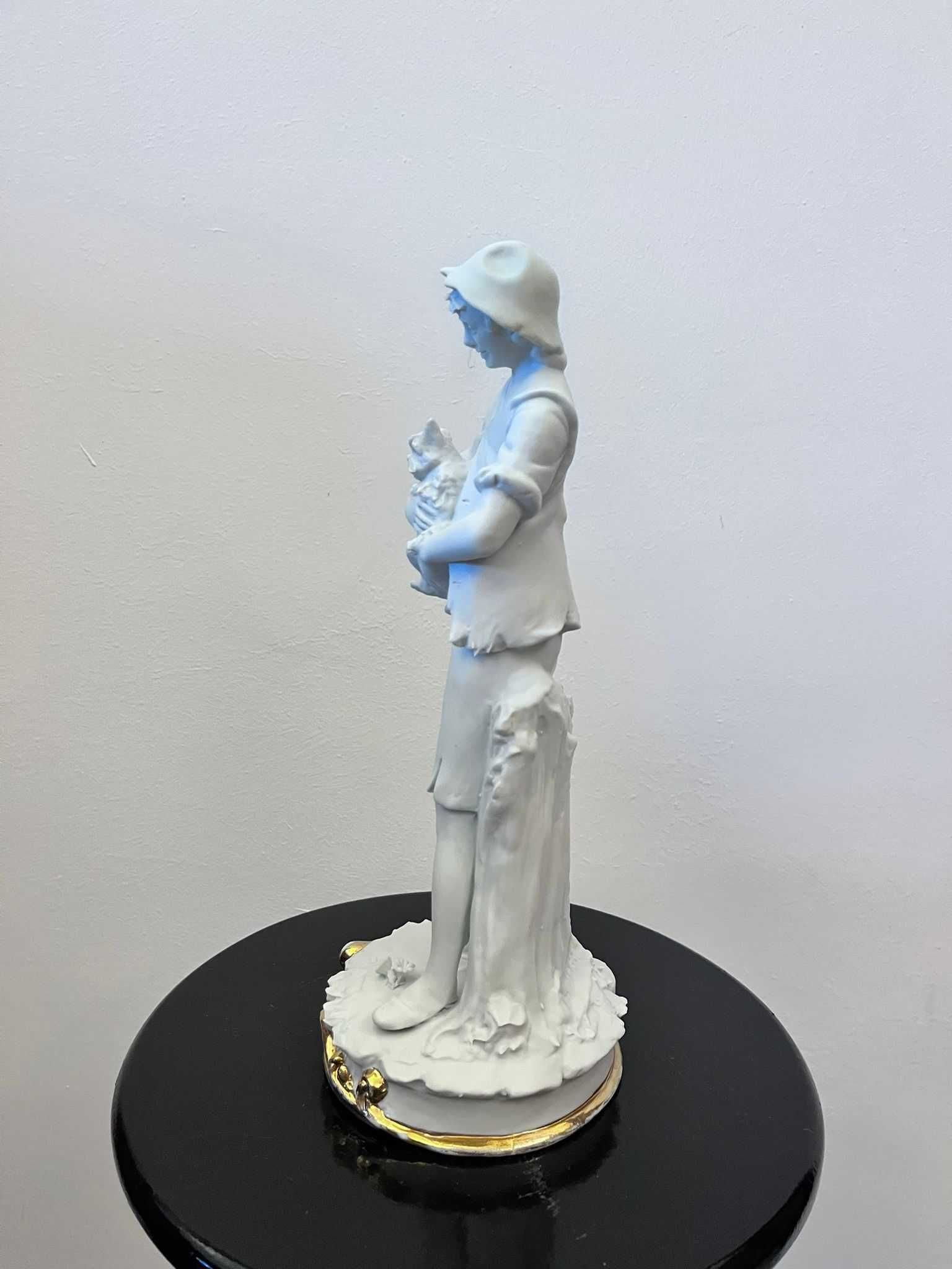 Bibelou statueta Capodimonte portelan marcat Italia B MERLI bibelouri