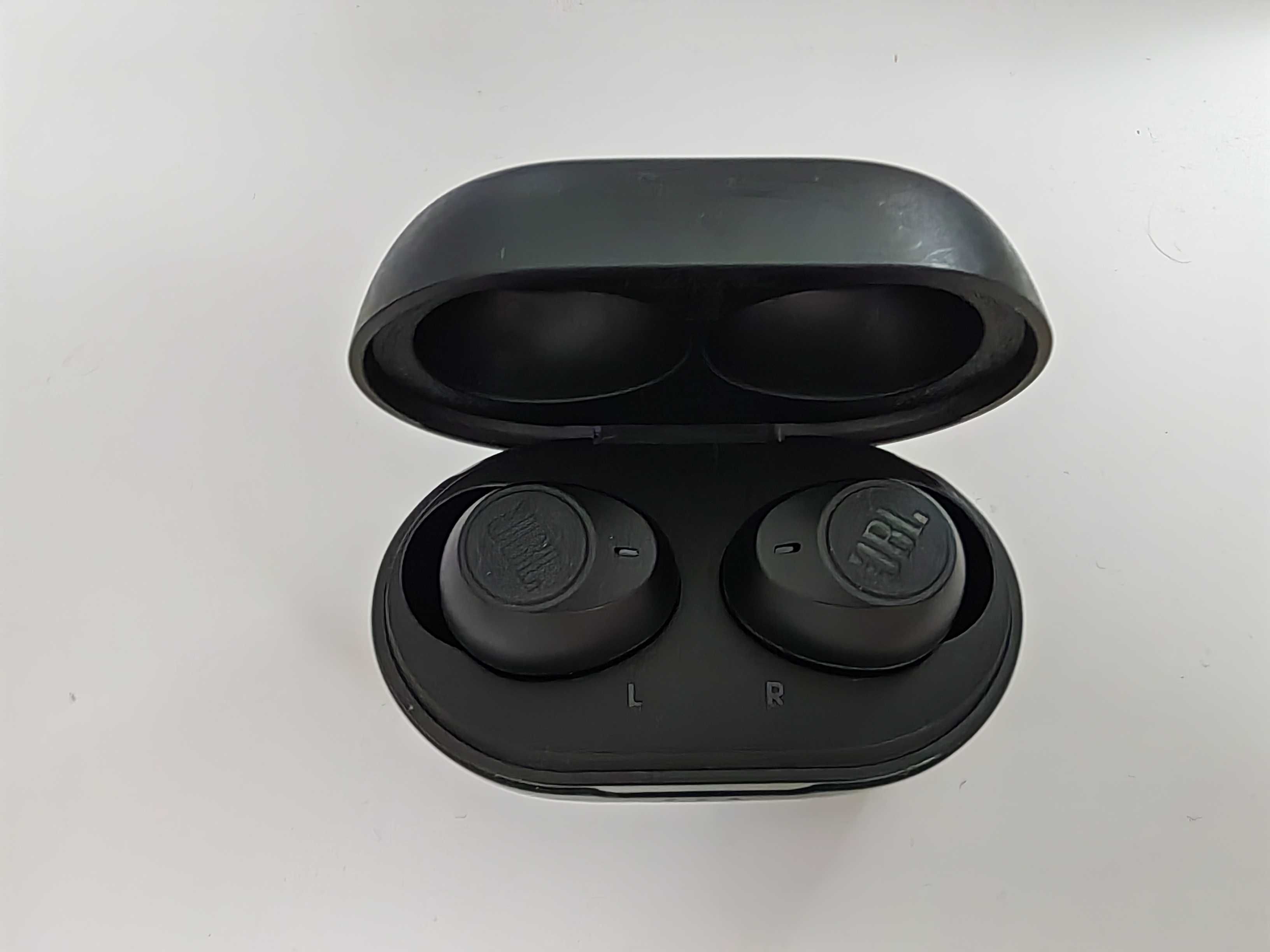JBL tune 115 безжични слушалки