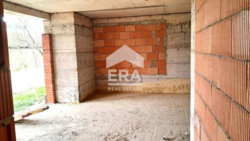 Продава се Тристаен апартамент в Варна, Възраждане 4 - 93 кв.м за 1398 €/кв.м - Снимка #3