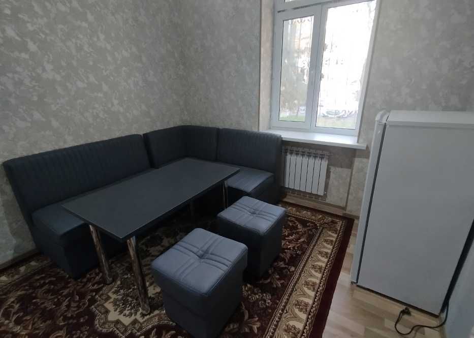 Аренда на м. Ойбек 2-комн. квартиры для бизнесменов, 1й эт.