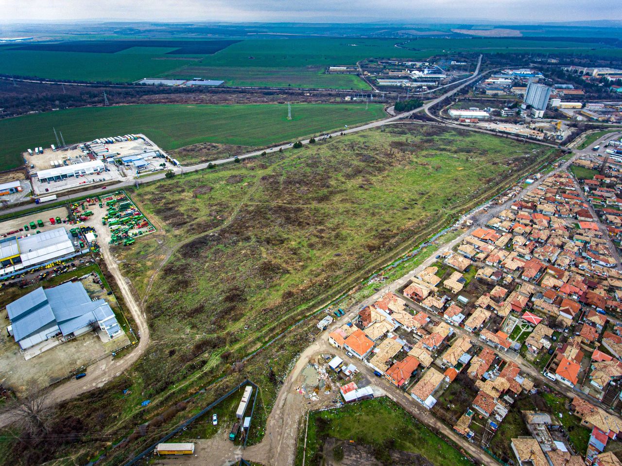Продава се Парцел в Търговище, Промишлена зона - 13800 кв.м за 51 €/кв.м - Снимка #10