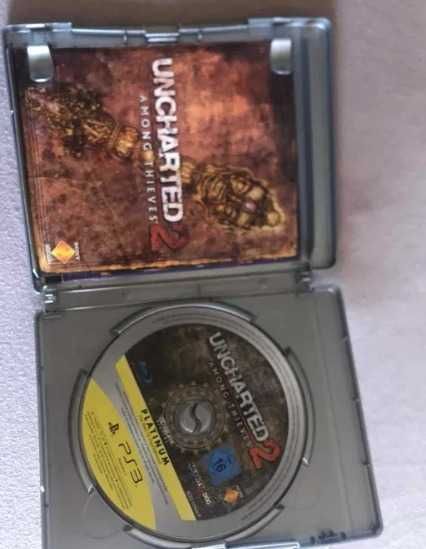 PS3 + GTA 4 (CD) + Uncharted 2 (CD) + Mortal Kombat (digital)