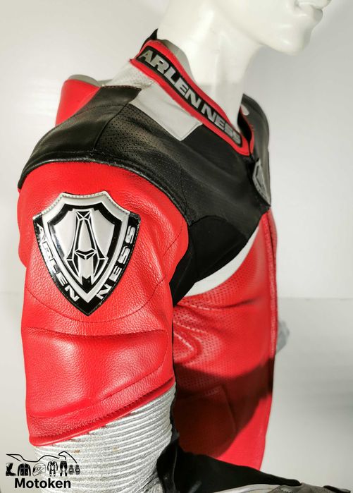 Costum moto ARLEN NESS cu cocoasa marime 50