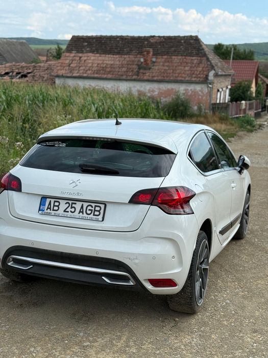 Citroen ds4 1.6 benzină 200cp, 2011, se vindeee