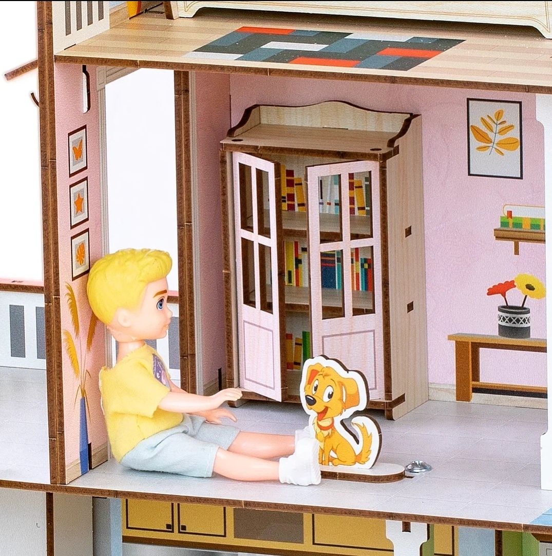 Кукольный домик трехэтажный