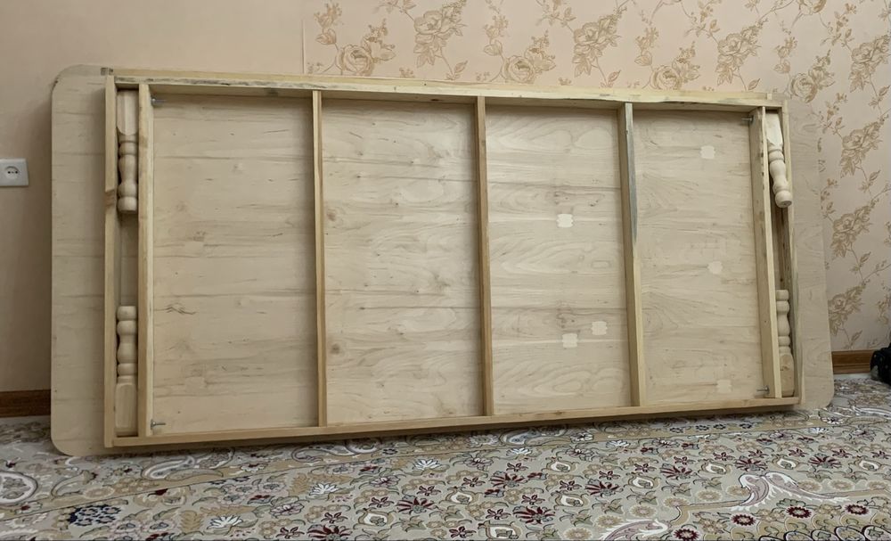 стол новый ваша цена