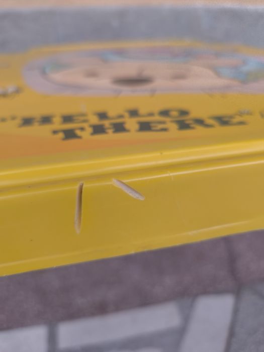 Продавам детски масички