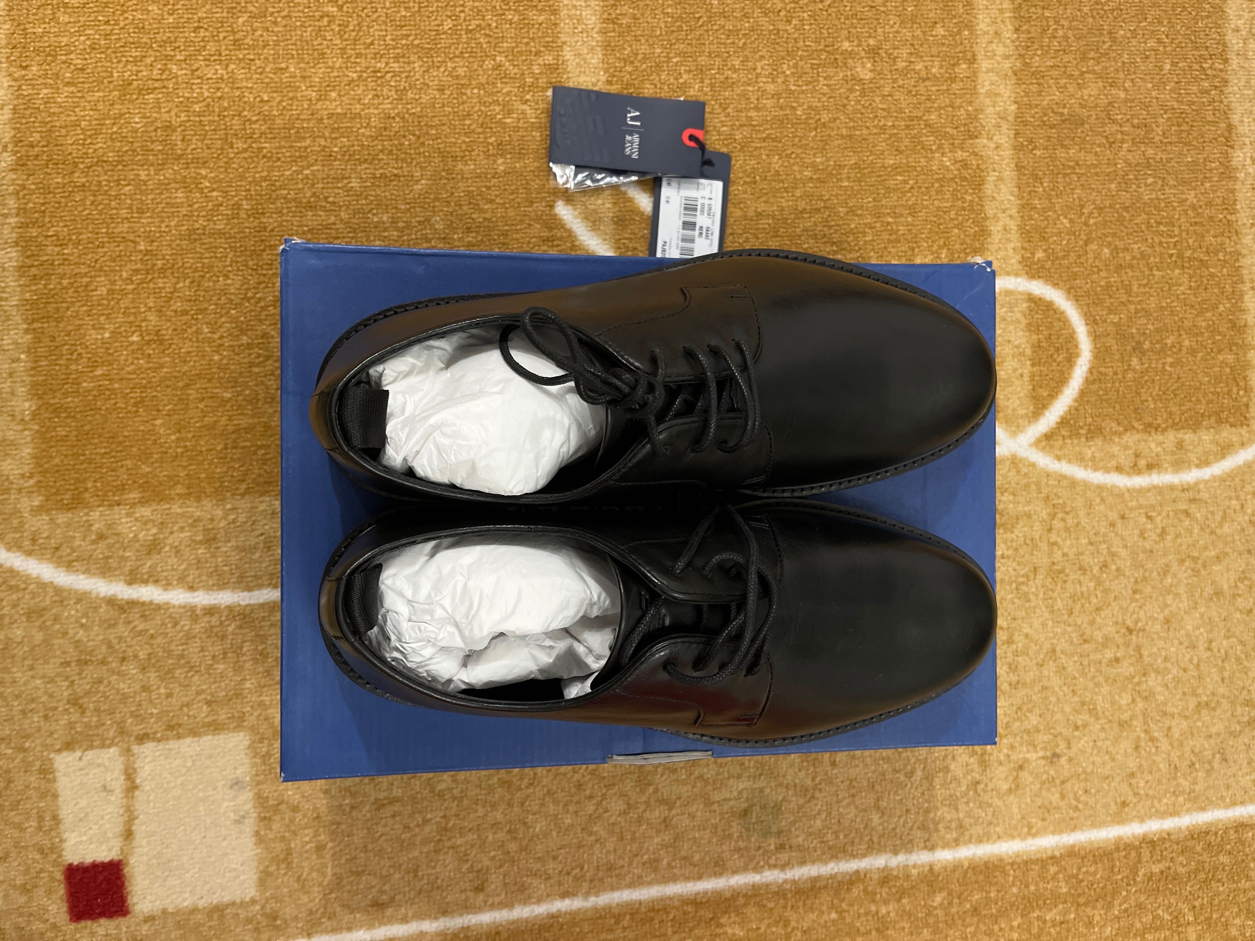 Продавам мъжки обувки Armani Jeans