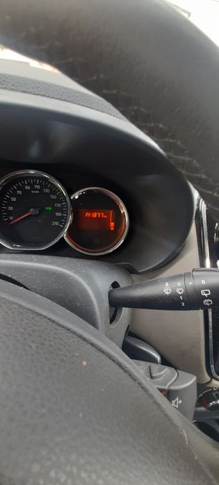 Dacia Lodgy  masina de familie fara investiti