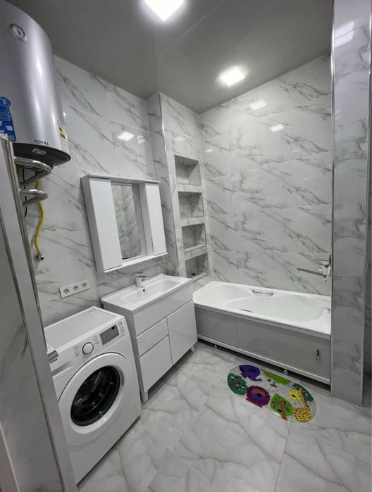 Срочна Продаётся Комфортная Квартира Яшнабад Азиа Хаус Кадешва 2/1/8