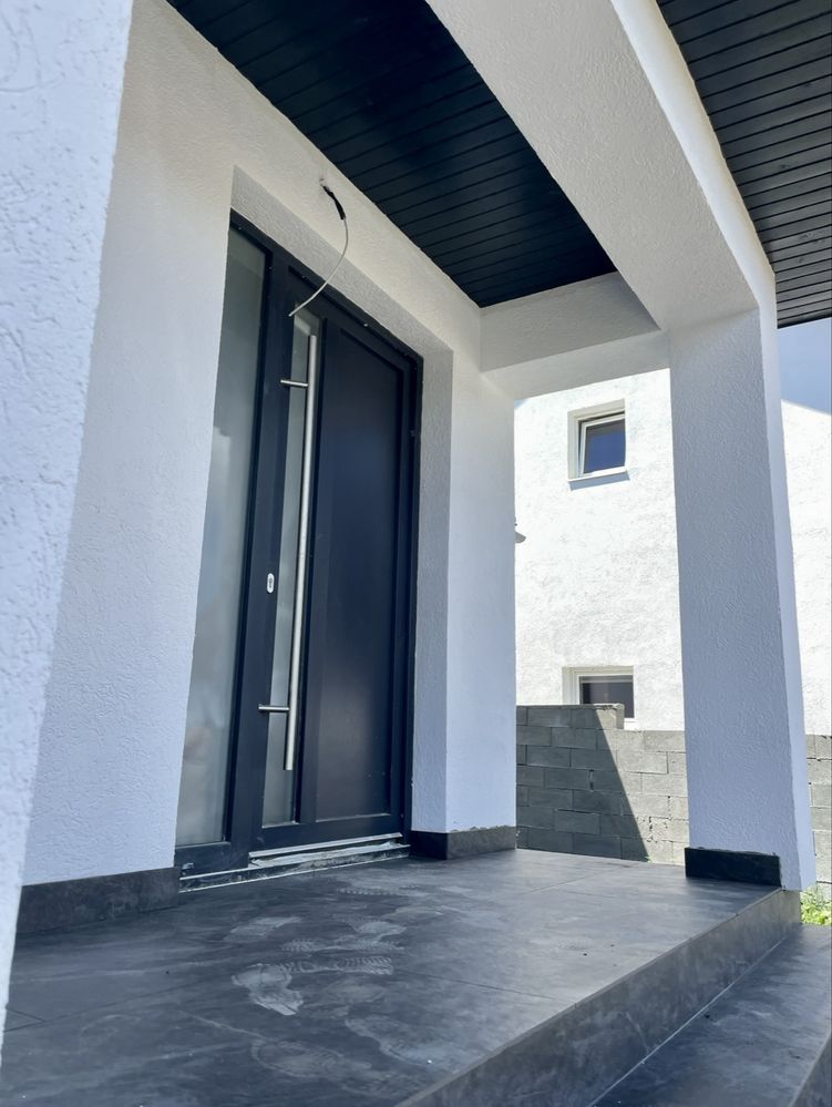 Vând casă individuală 4 camere, 185 utili cu CF