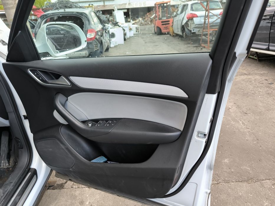 Кожен салон за Audi Q3