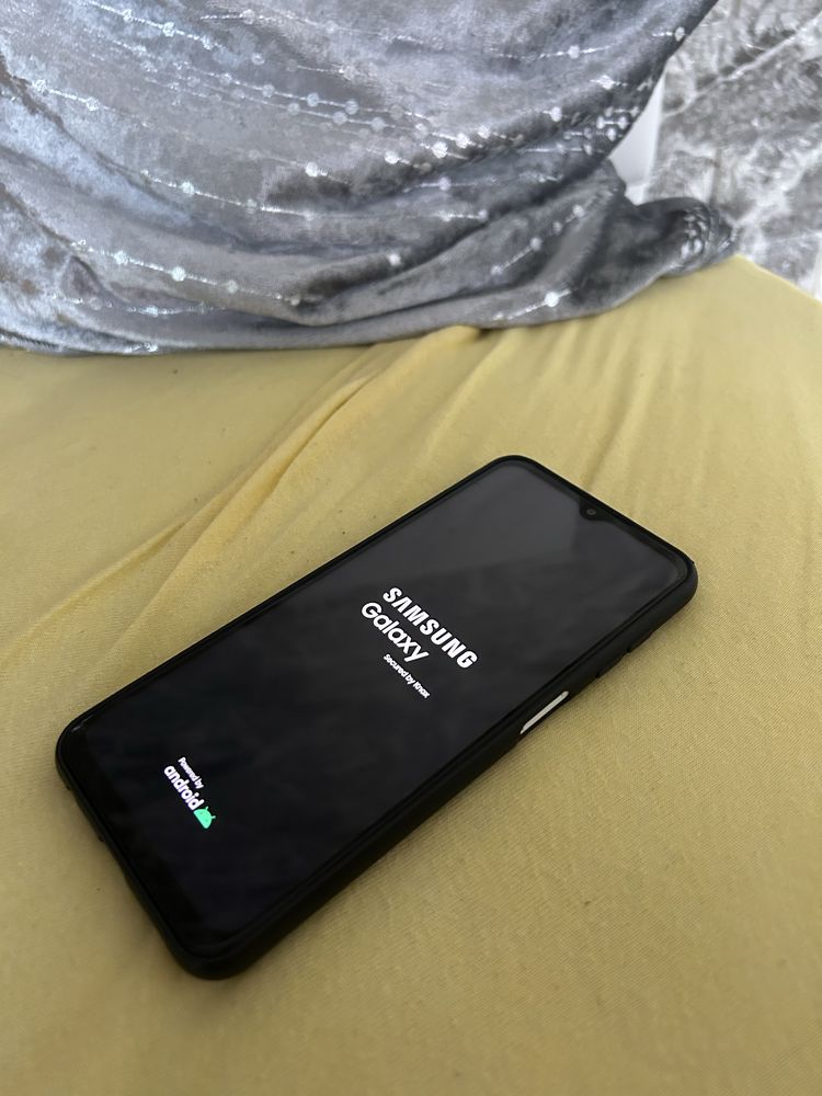 Телефон Samsung A13