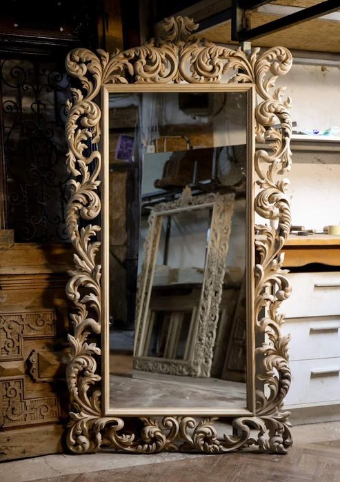 Mobilier  sculptat manual stil clasic baroc