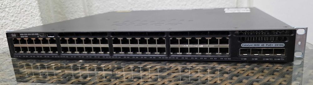 Cisco WS-C3560-48pd 48x1000 POE+ 4xSFP 2x10G 2x640w