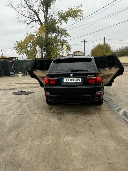 Vând bmw x5 2012