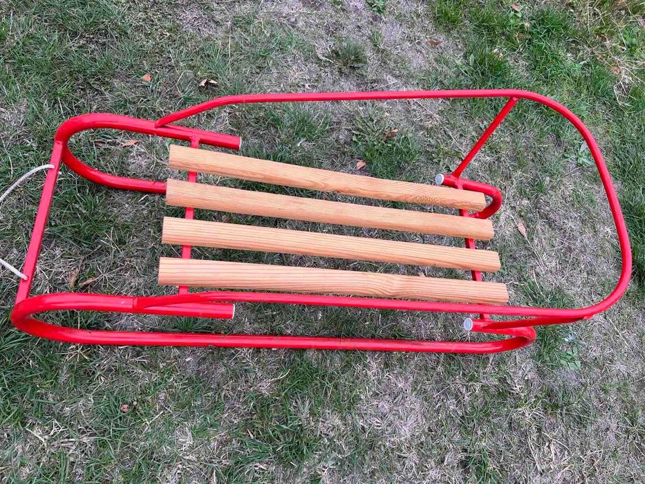 Метална    шейна