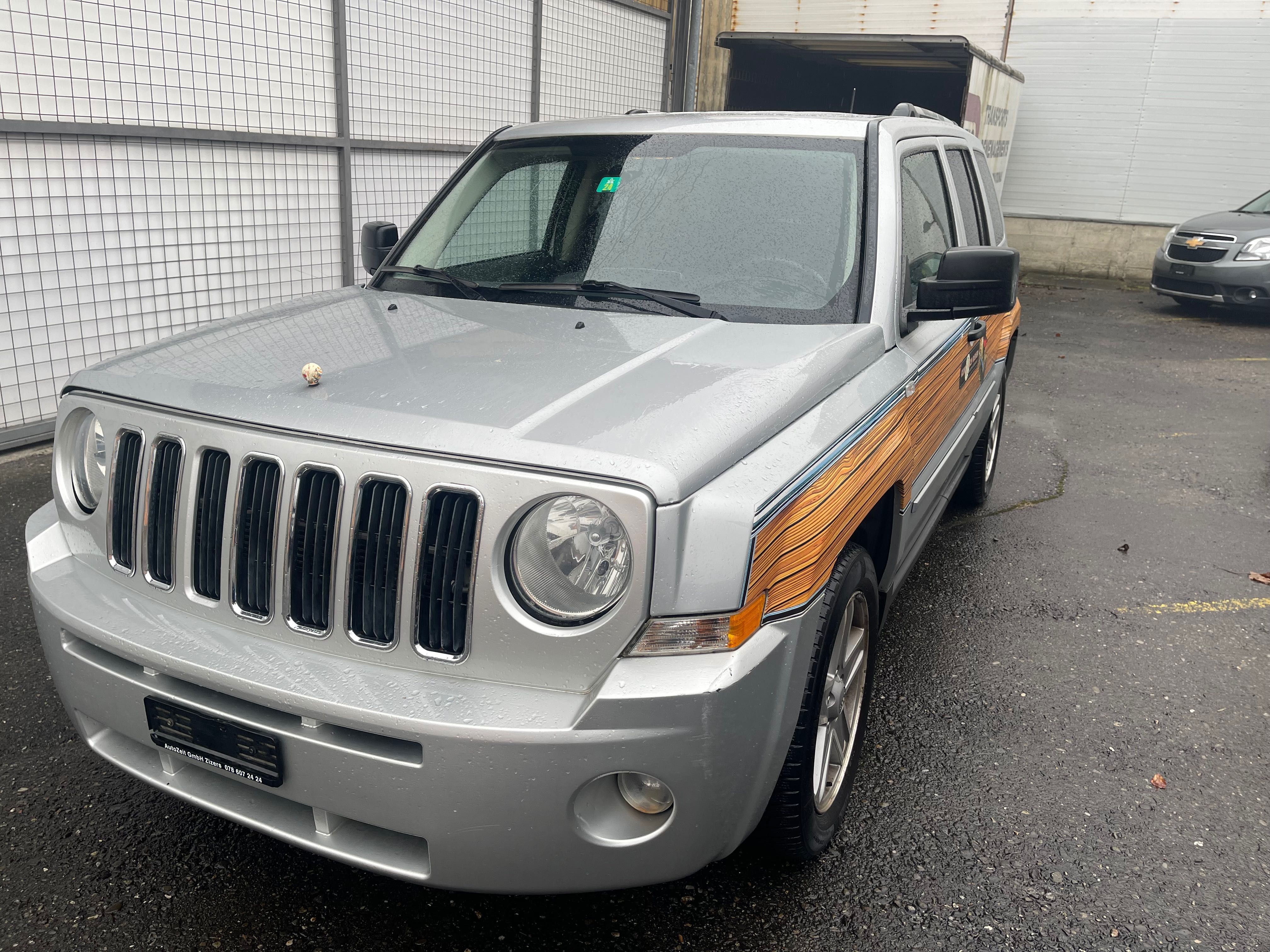 Продавам Jeep Patriot Щвейцария