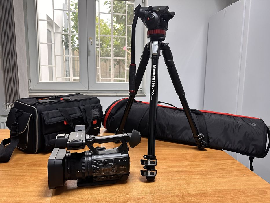 Camera video 4k pro SONY + trepied MANFROTTO