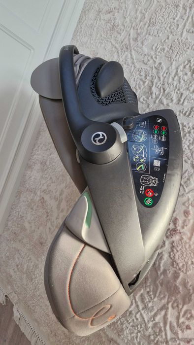 Scoică auto Cybex Gold Cloud G i-Size – Lava Grey