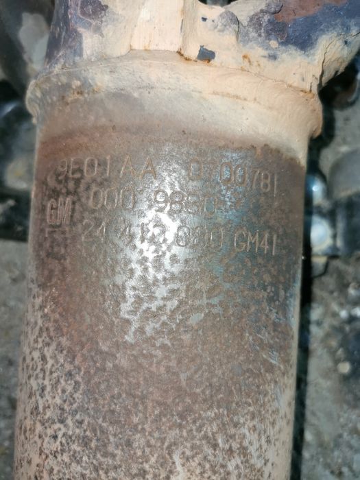 Vând catalizator Opel