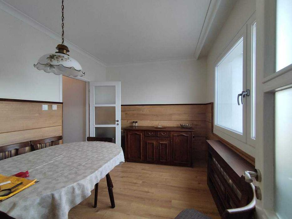 Дава се под наем Тристаен апартамент в София, Света Троица - 120 кв.м за 800 € - Снимка #5