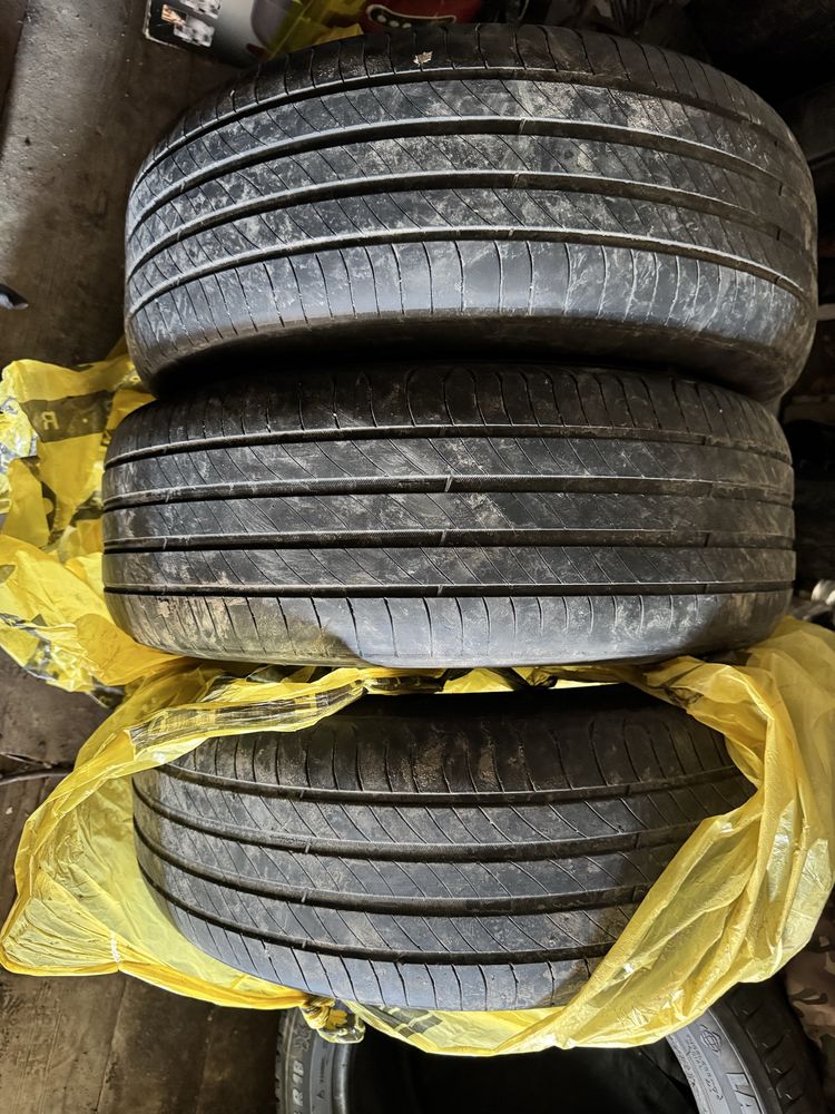 MICHELIN Primacy 4 235/60 R18