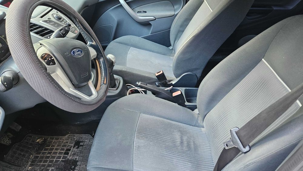 Форд Фиеста 1.4 HDI