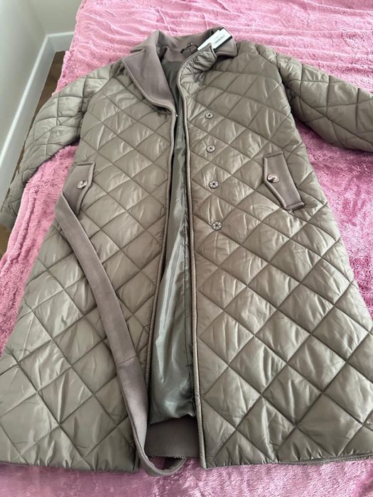 Продам новое демисезонное пальто