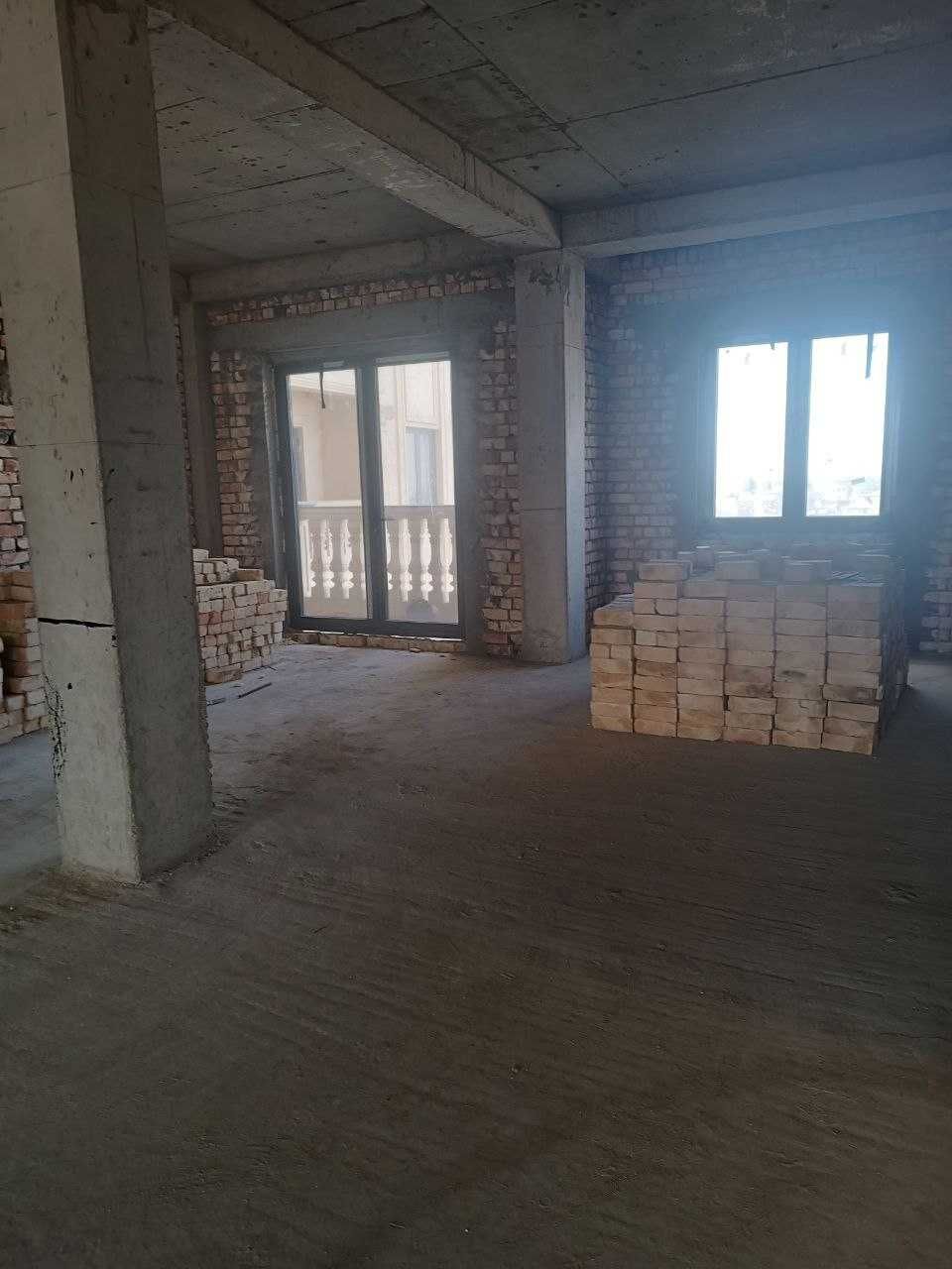 2-к квартира, 81 м², 4/10 эт. Алайский рынок