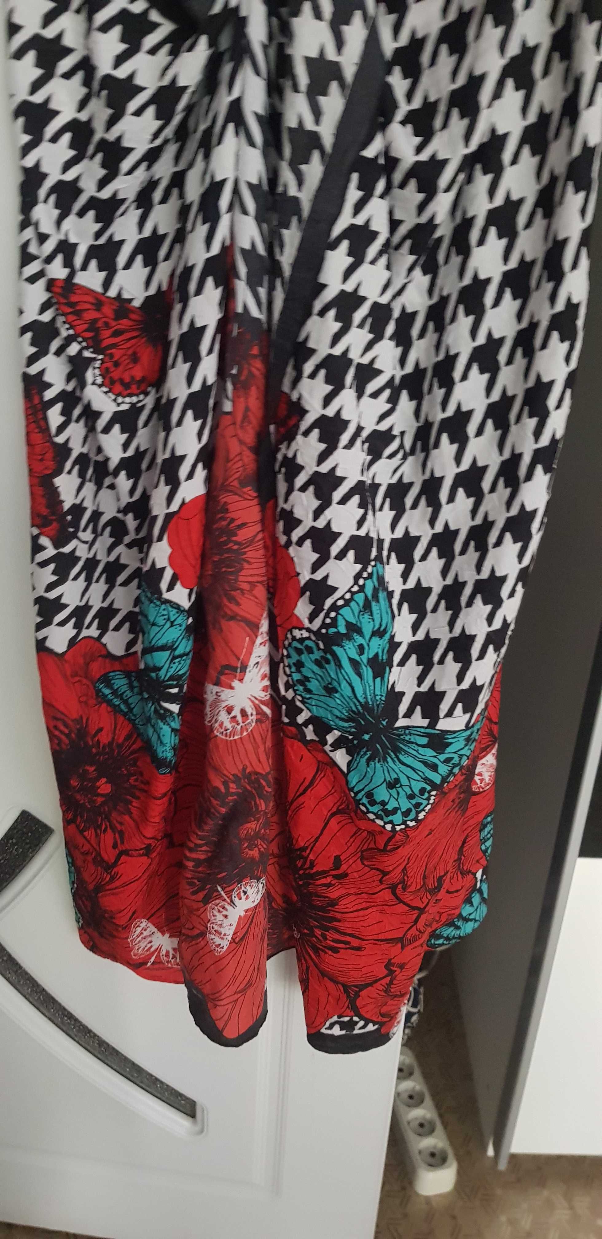 Продавам блузки на марката Desigual