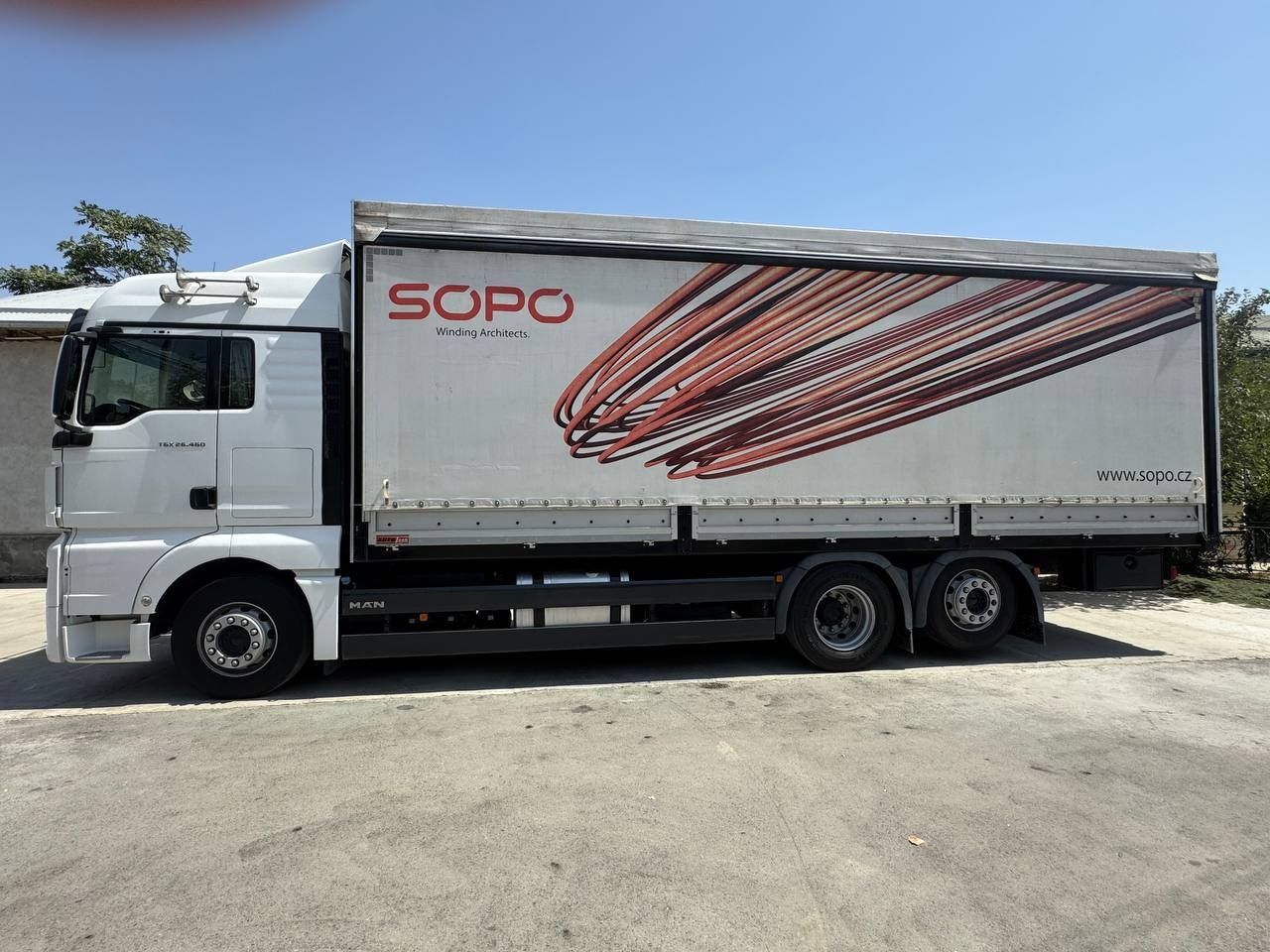 MAN TGX 26.460 EURO 6 паравоз + самро прицеп Сотилади