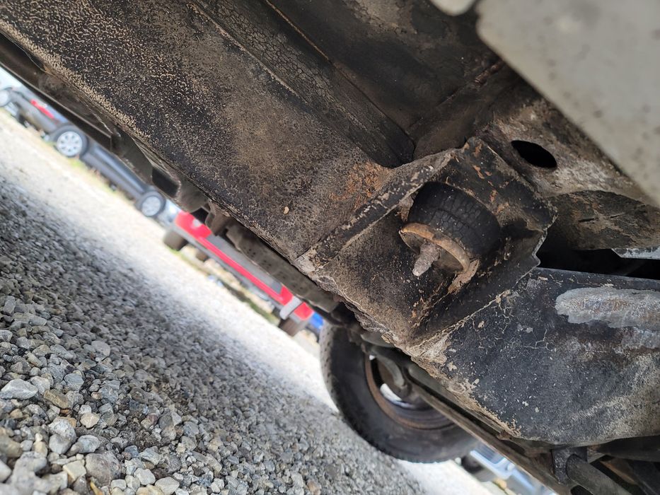 Suzuki grand vitara 1,6i benzina 2 usi 4x4 an 2005