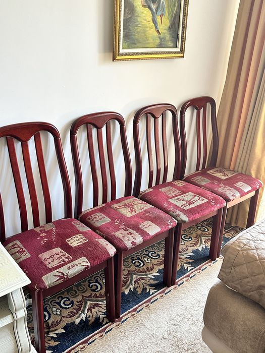 Стулья для гостиной