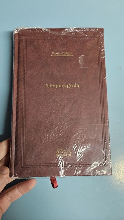 Timpuri grele
Charles Dickens