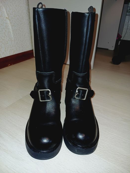 Продам новые зимние сапоги 37р